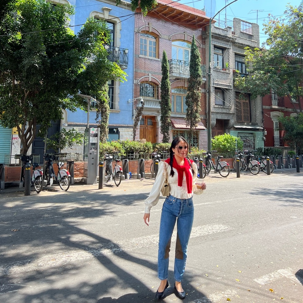 Straight denim with patch design